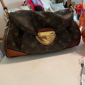 Louis Vuitton Beverly Monogram Bag